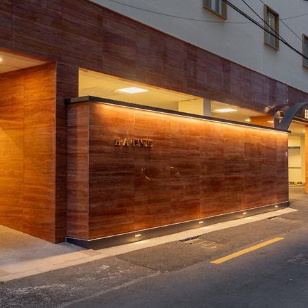 H-Avenue Hotel Munhyeon Busan Esterno foto