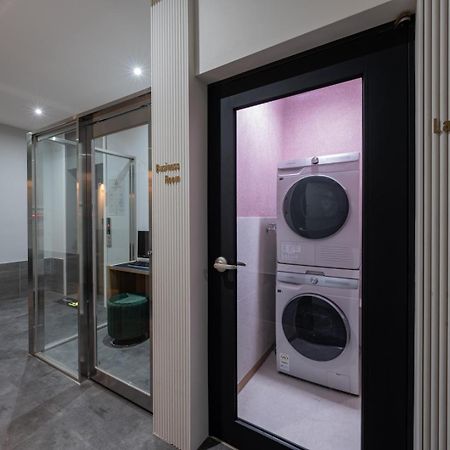 H-Avenue Hotel Munhyeon Busan Esterno foto